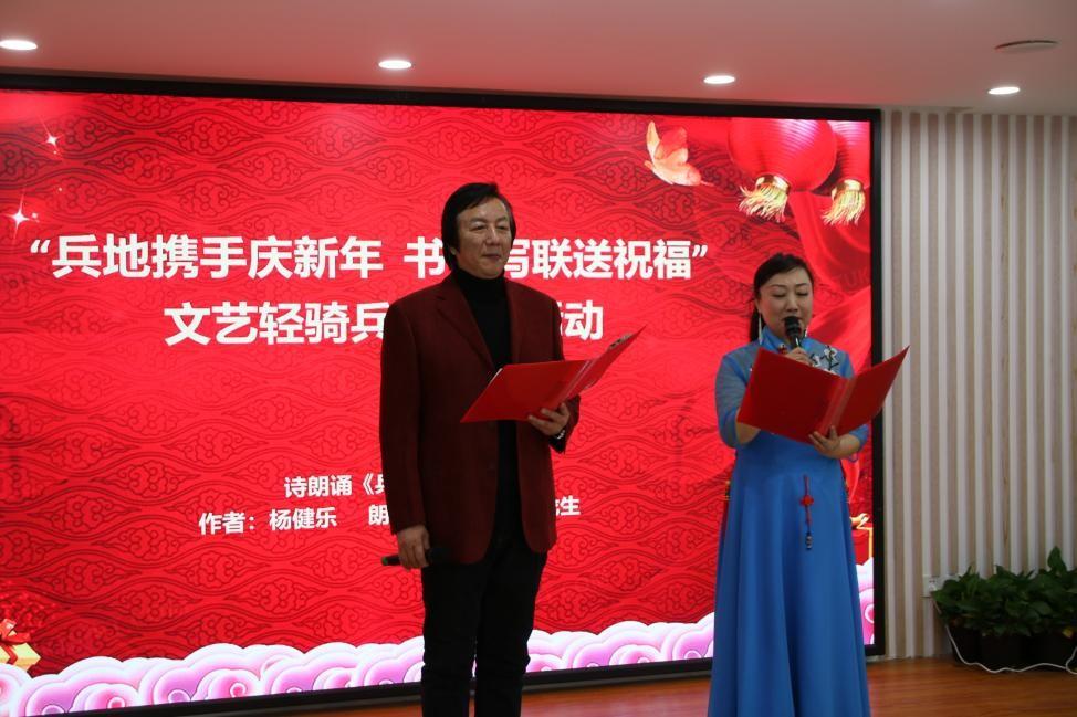 南山兵哥哥风采照，时代之光展现风采