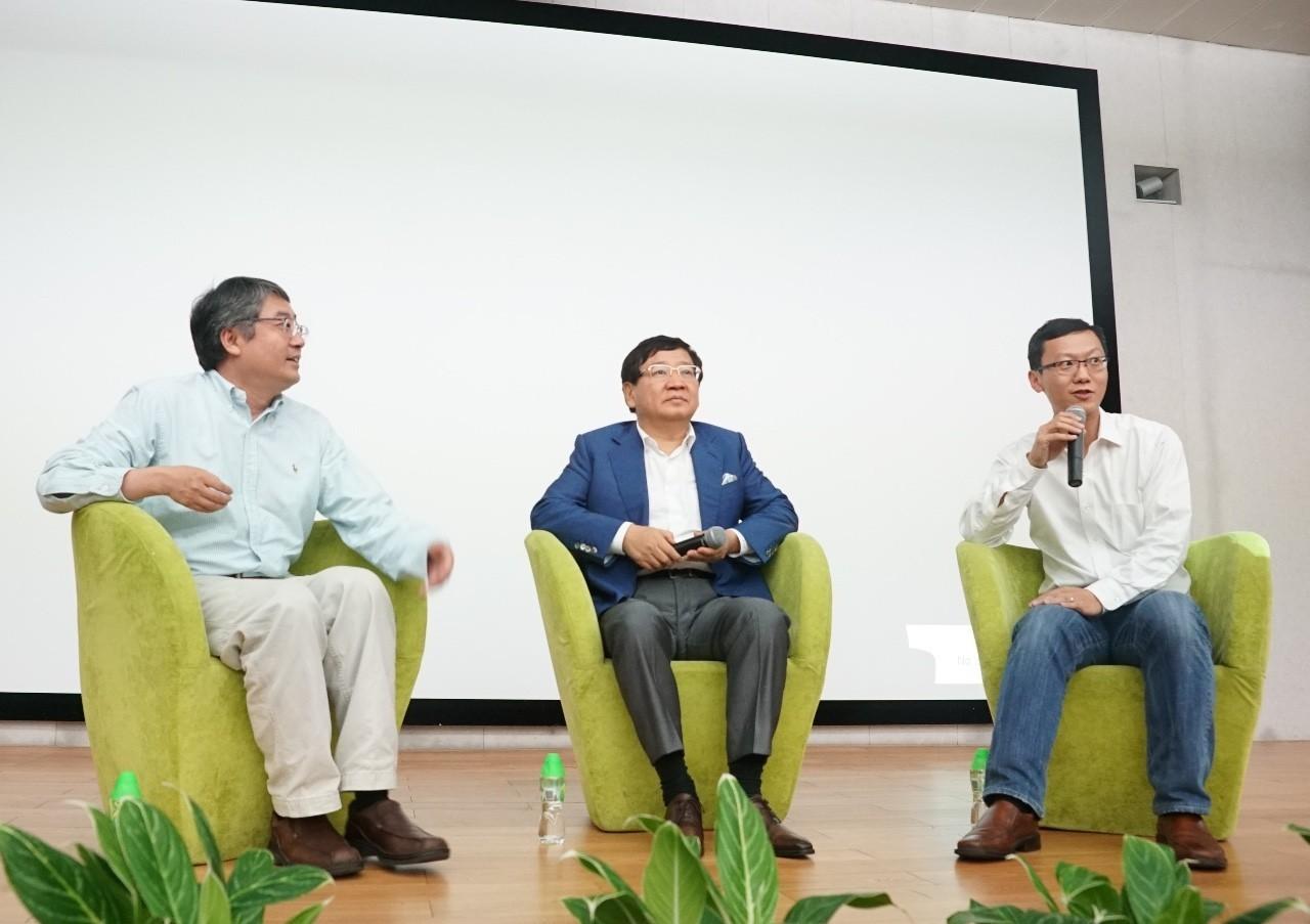 聚美优品上市,聚美优品上市，电商新势力的崛起之路