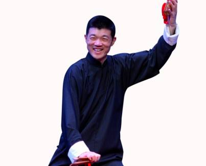 相声演员陈驰，笑声中的魅力与技艺的双重展现