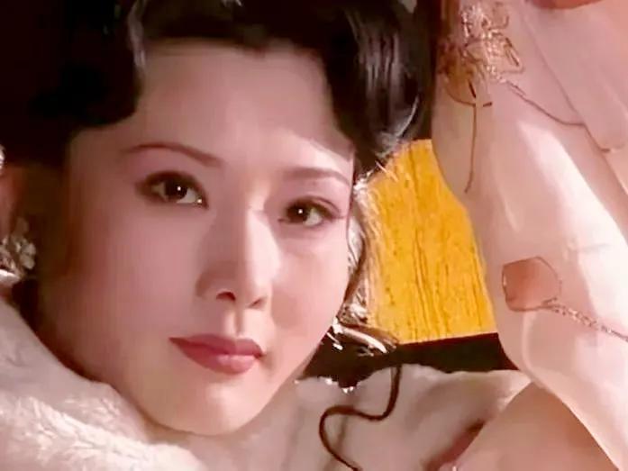 演员何赛飞照片,重磅推出演员何赛飞照片——科技与艺术的完美融合，重塑生活品质！