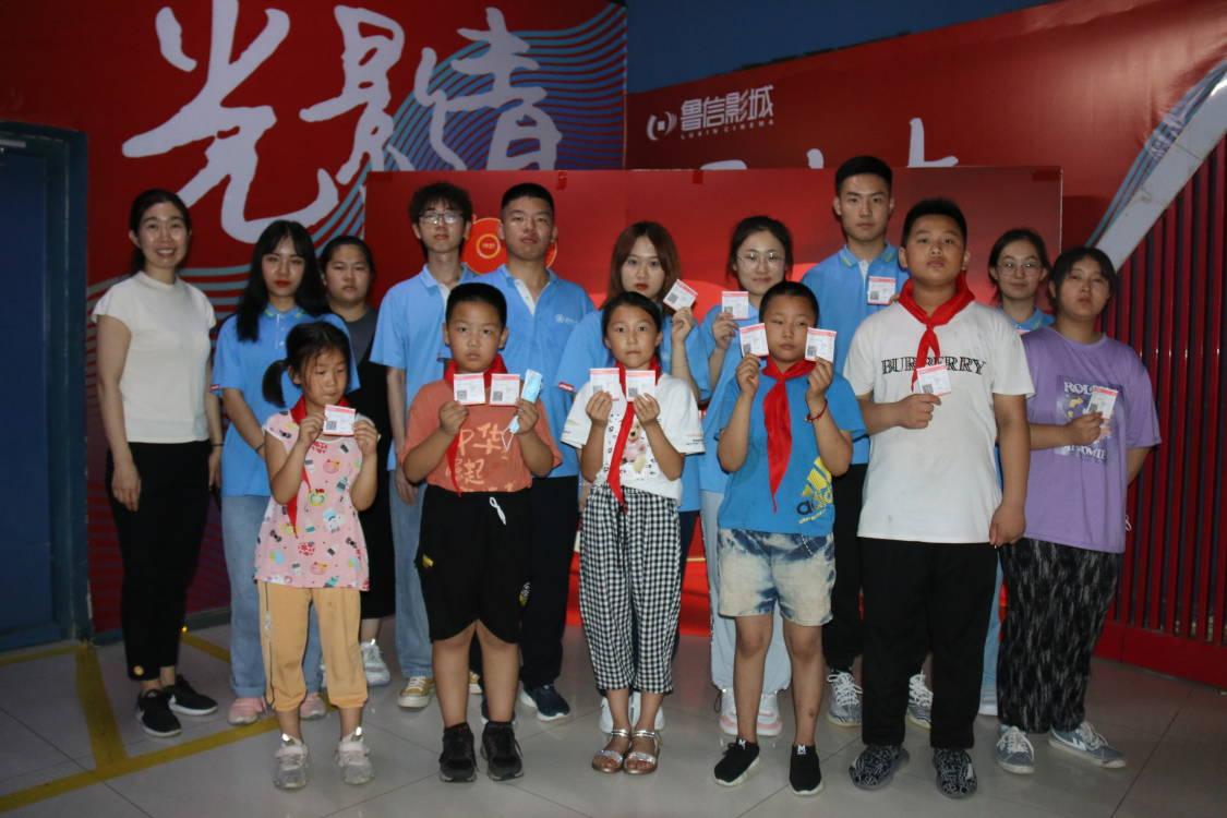 白衣天使电影，小巷深处的秘密影院之旅