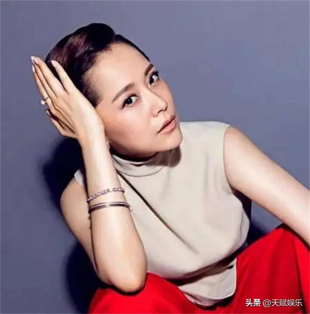演员照片，审美、商业化与公众认知的交融交织