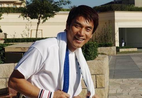 钟正演员多大了,钟正演员多大了，年龄对于演员的重要性及考量