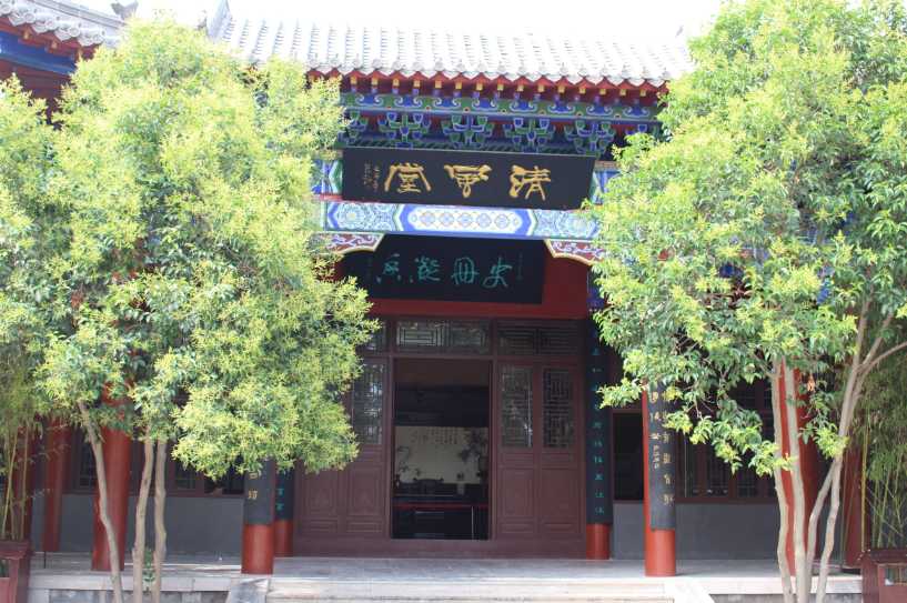 最新毛楼，家的温馨与友情交织的居所