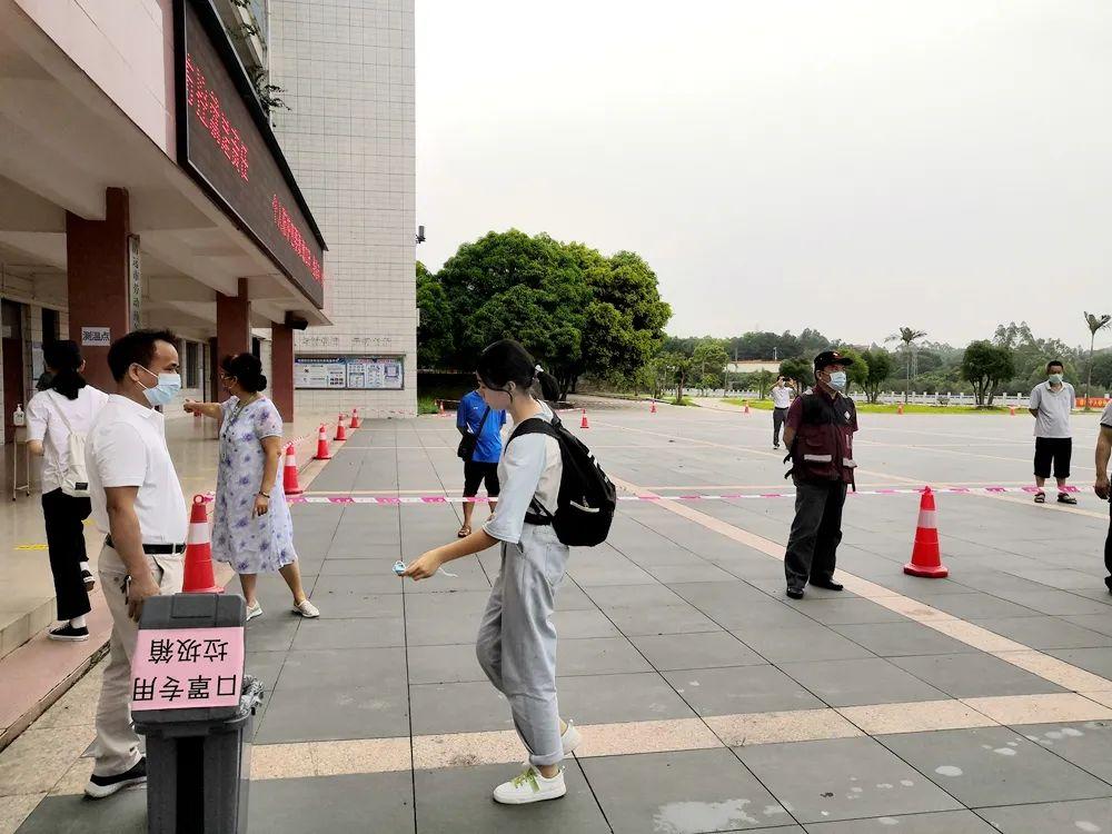 夏同学的学习之旅，成就与自信的蜕变之路