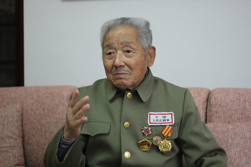 英雄血战最新揭秘,小巷中的秘密战场