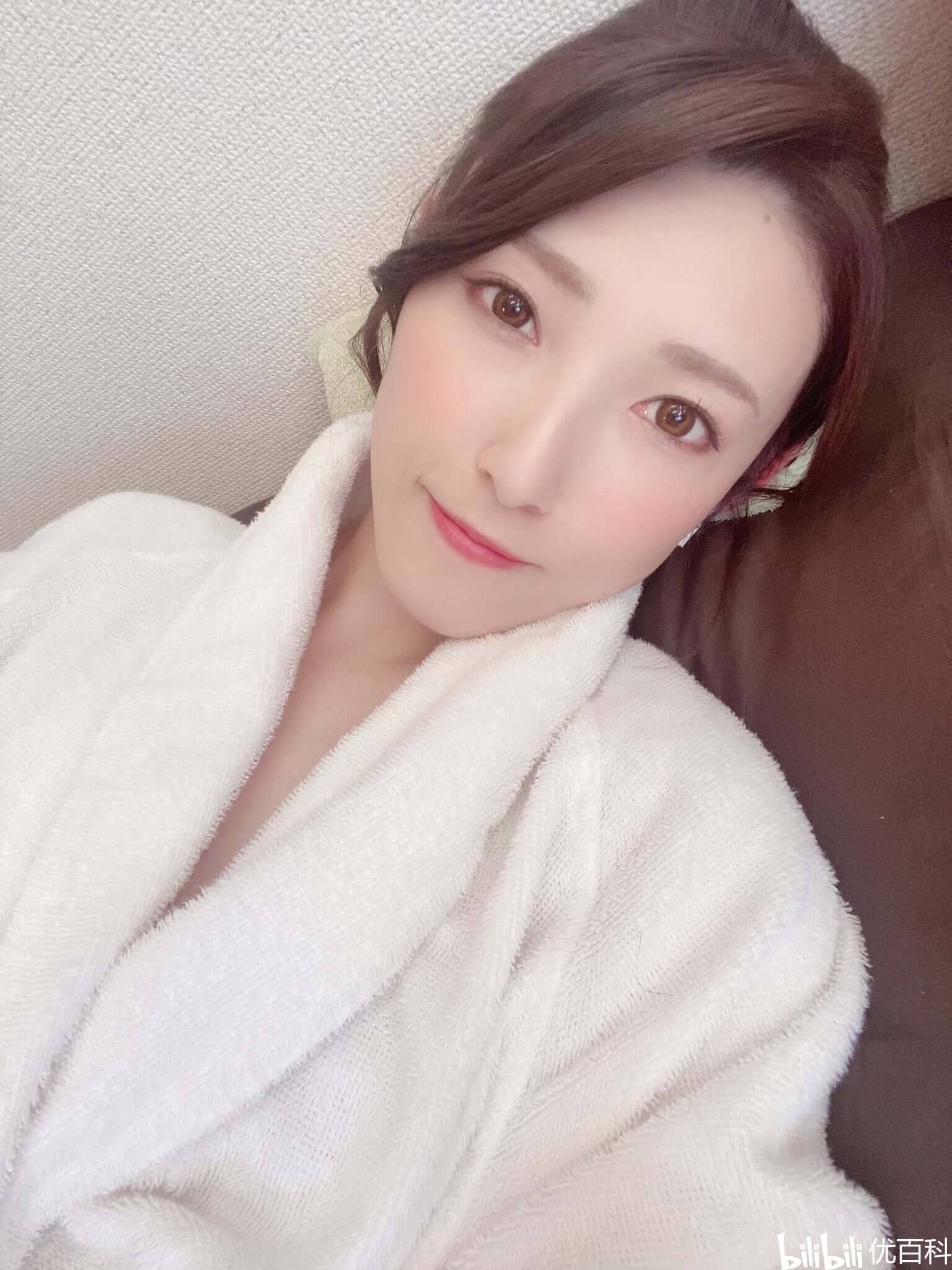 饭冈佳奈子最新动态概览