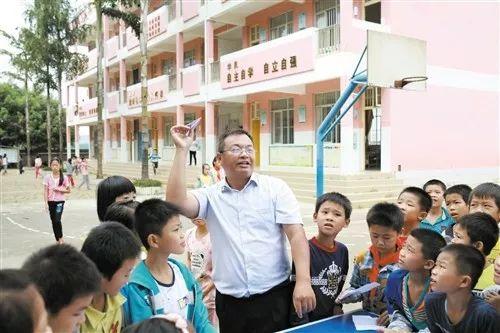 广西教师职称最新动态与老友间的暖心故事