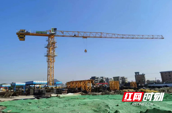 中联最新塔吊，科技巨擘重塑建筑天际线奇迹